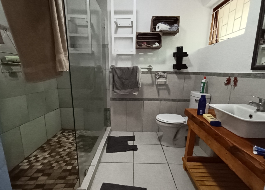 4 Bedroom Property for Sale in C Place Eastern Cape